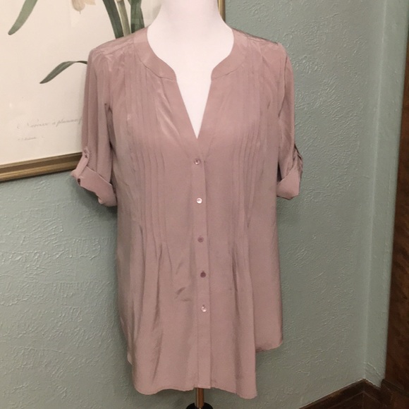💯 silk BCBG shirt - lovely lavender! NWOT - Picture 1 of 4